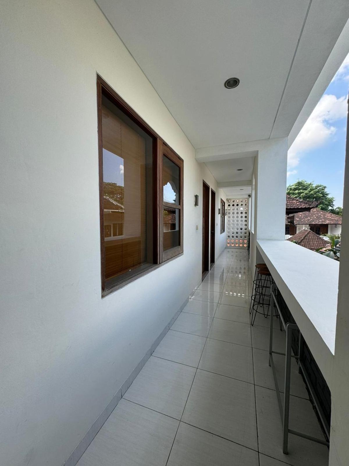 Hotel Srikrisna Seminyak Esterno foto